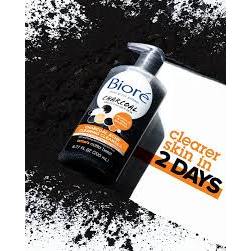 Biore Charcoal Acne Clearing Cleanser 200ml